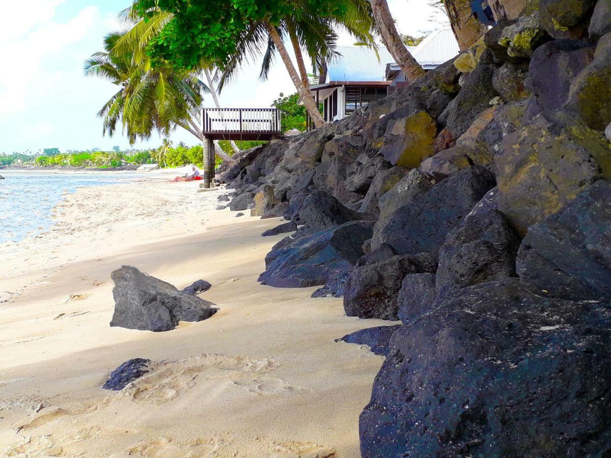 Vacation Beach Fales Hotel Manase Exterior foto