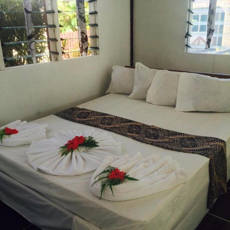 Vacation Beach Fales Hotel Manase Exterior foto